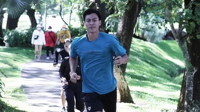 Latihan di Luar Pelatnas, Atlet Bulu Tangkis Indonesia Fokus Tingkatkan Daya Tahan/ayojakarta/icheiko ramadhanty
