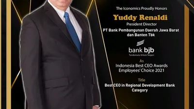 Dirut bank bjb Yuddy Renaldi Raih Penghargaan CEO Terbaik BPD di Indonesia/istimewa