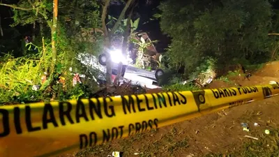 Polisi Masih Selidiki Penyebab Kecelakaan Maut di Sumedang