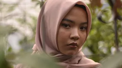 AYONETIZEN: Pengendorse Skincare Ilegal vs Pemberantas Skincare Ilegal