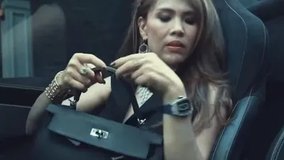 Crazy rich Pantai Indah Kapuk. Jakarta Utara, Helena Lim pamer sudah ikut vaksinasi Covid-19. Ombudsman temukan kelemahan dalam pendataan SISDMK hingga Helena lolos vaksin  Foto: Tangkapan layar