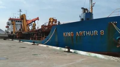 Kapal Keruk TSHD King Arthur 8 yang turut menemukan CVR Sriwijaya Air SJ-182/ayojakarta/fichri hakiim