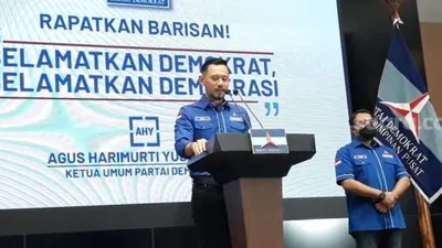 Agus Harimurti Yudhoyono atau AHY menggelar konferensi pers di kantor DPP Partai Demokrat, untuk merespons Kongres Luar Biasa PD di Sibolangit, Deli Serdang, Sumatera Utara, Jumat (5/3/2021). [Suara.com/Novian Ardiansyah]