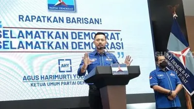 Agus Harimurti Yudhoyono atau AHY menggelar konferensi pers di kantor DPP Partai Demokrat, untuk merespons Kongres Luar Biasa PD di Sibolangit, Deli Serdang, Sumatera Utara, Jumat (5/3/2021). [Suara.com/Novian Ardiansyah]