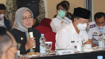 Pemkab Bogor dan Pemkab Cianjur bersama Komisi V DPR RI, saat membahas rencana pembangunan Jalur Puncak 2, di Palm Hils Sentul, Kamis (18/3/2021). (Ayobogor/Yogi Faisal)