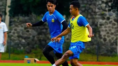 Latihan perdana skuat Bhayangkara Solo FC jelang bergulirnya Piala Menpora 2021 (dok. Bhayangkara Solo FC).