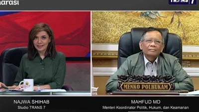 Mahfud MD bersama Najwa Shihab dalam dialog tanggapan soal Moeldoko di Demokrat/dok: YouTube Najwa Shihab.