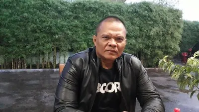 Kang Murad atau Denny Firdaus, aktor sinetron Preman Pensiun.
