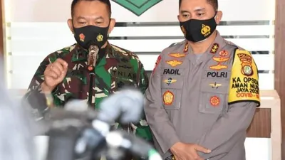 Pangdam Jaya Mayjen Dudung Abdurachman dan Kapolda Metro Jaya Irjen M Fadil Imran (Dok. Pendam Jaya)
