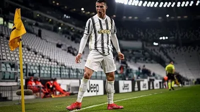 Cristiano Ronaldo mencetak hattrick ke gawang Cagliari. (Twitter Ronaldo)