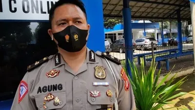 Kasie Satpas SIM Daan Mogot Subdit Regident Direktorat Lalu Lintas Polda Metro Jaya Kompol Agung Permana / Fichri Hakiim