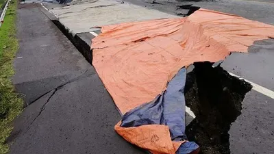 Tol Cipali yang ditutup karena ambles pada KM 117 hingga KM 126. (ist)