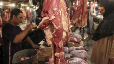 [ilustrasi] Penjualan daging sapi di Pasar Senen, Jakarta, Kamis (22/6).