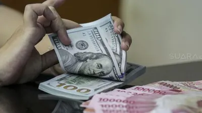 Rupiah terus melemah. (dok Suara.com)