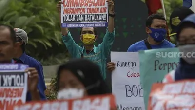sebagai ilustrasi demo buruh menolak UU Ciptaker/ Suara.com