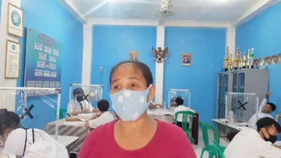 Nur Fitri, warga RT 05/02, Kelurahan Galur, Senen, Jakarta Pusat / beritajakarta.id