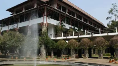 Institut Teknologi Bandung (ITB). (Sumber: itb.ac.id)