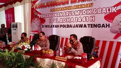 Wakapolri Komjen Pol Gatot Edi Pramono melaksanakan kunjungan kerja ke Brebes guna pemantauan arus mudik Idul Adha 1441 H di Tol Brexit, Kamis (30/7/2020). (Dok)