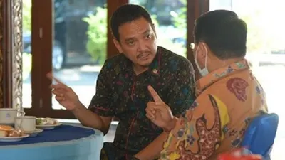 Polemik POP, Yoyok Sukawi: Kemendikbud Harus Berani Batalkan Hibah ke Perusahaan Besar