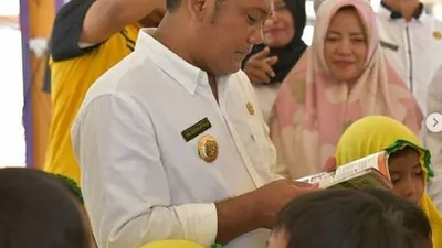 Bupati Bekasi, Eka Supria Atmaja/ instagram