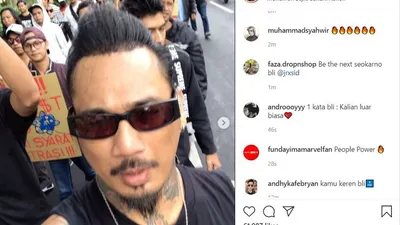 Jerinx SID dalam aksi menolak rapid dan swab test di Bali, Minggu (26 Juli 2020)/instagram @jrxid