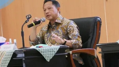 Mendagri Tito Karnavian/ instagram: @kemendagri