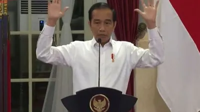 Jokowi saat menyampaikan arahan dalam sidang kabinet paripurna, di Istana Negara tanggal 18 Juni 2020. [Sekretariat Presiden]