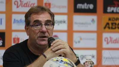 Pelatih Persib Bandung Robert Rene Alberts. (Ayobandung.com/Irfan Al-Faritsi)