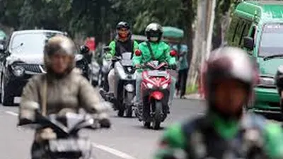 GARDA sambut baik kebijakan Anies Baswedan yang membolehkan ojol membawa penumpang. (Ayobandung/Kavin Faza)