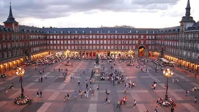 Suasana Kota Madrid, Spanyol (wikipedia)
