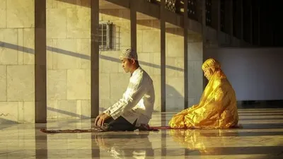 Ilustrasi salat di rumah, sholat, ibadah. [Shutterstock]
