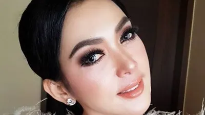 Syahrini. (Instagram/@abtkurniawan)