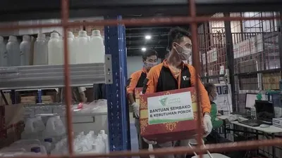 Distribusi bantuan sembako yang dilakukan Dompet Dhuafa. (Dok Dompet Dhuafa)
