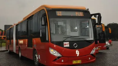 Bus Transjakarta. (beritatrans.com)