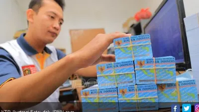 Ilustrasi KTP elektronik atau E-KTP. (dok. JPNN)
