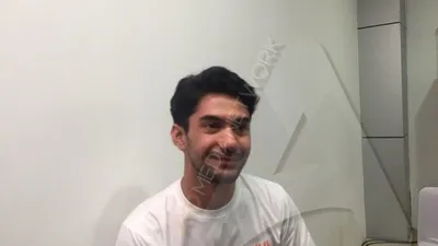 Aktor Reza Rahadian/Ayojakarta.com-Istihanah Soejoethi