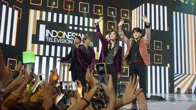 NCT 127 tampil spektakuler dalam Indonesian Television Awards 2019 pada Selasa malam (24/9/2019). NCT 127 berhasil membawa pulang penghargaan spesial atau Special Awards dari ajang tersebut/Ayojakarta.com