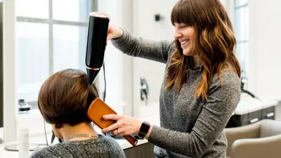 Alasan Jangan ke Salon Kecantikan saat Pandemi
