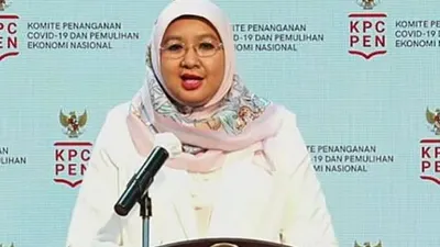 Juru Bicara Pemerintah untuk Vaksinasi Covid-19 dr Siti Nadia Tarmizi dalam konferensi pers virtual di Jakarta, Jumat (21/1/2021). [Tangkapan layar Youtube Sekretariat Presiden]