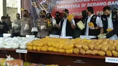 Tim Satuan Tugas Khusus Direktorat Narkoba Bareskrim Polri berhasil membongkar upaya penyeludupan narkoba jenis sabu seberat 821 kilogram, Sabtu (23/5/2020). [Bantennews.co.id]