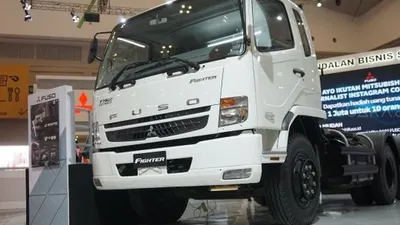 Mitsubishi Fuso Fighter di GIIAS 2019. Aplikasi Euro 4 akan terus comply [Suara.com/Manuel Jeghesta Nainggolan].