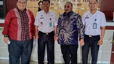 Aboebakar Alhabsyi di Kantor Imigrasi Kalimantan Selatan (Fraksi PKS DPR)