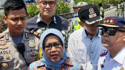 Bupati Bogor, Ade Yasin bersama Kepala BPTJ, Bambang Prihartono /Antaranews