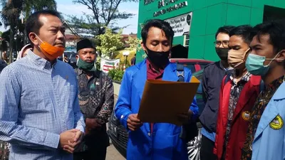 Aliansi Mahasiswa Purwakarta Minta Anggota DPR-RI Fasilitasi Bertemu Nadiem Makarim