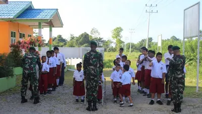 (Papen Satgas Yonif 755/Yalet/20/3 Kostrad, Letda Inf Rochmadian Perwira Putra)