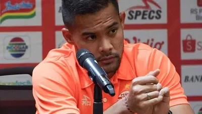 Penjaga gawang sekaligus kapten Persija Jakarta, Andritany Ardhiyasa. (Ayojakarta.com/Hendy Dinata)