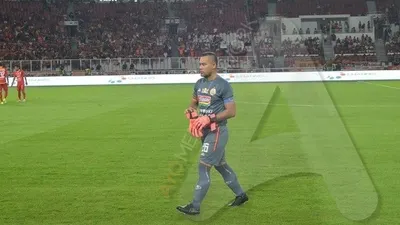 Penjaga gawang Persija Jakarta, Andritany Ardhiyasa. (Ayojakarta.com/Hendy Dinata)