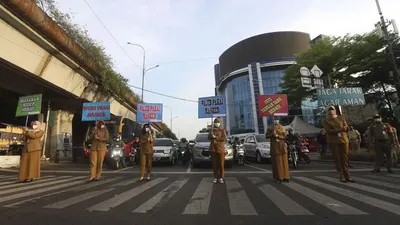sebagai ilustrasi.Peringatan bahaya corona diserukan kepada warga Jakarta / Suara.com