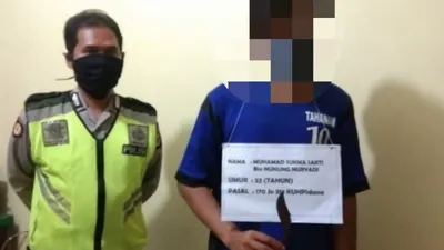 Pelaku penganiaya wisatawan di Bukit Alas Bandawasa. (dok Polres Bogor)