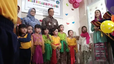 Gubernur DKI Jakarta, Anies Baswedan dan Istri, Fery Farhati/Ayojakarta.com